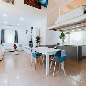 Bruno Domus Trastevere Apartment
