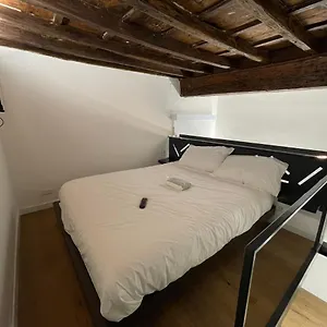 Casa Cappellari Design A Campo De' Fiori Apartment